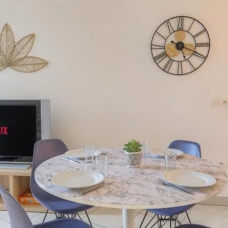 Cosy Et Calme Avec Parking * Вийёрбан